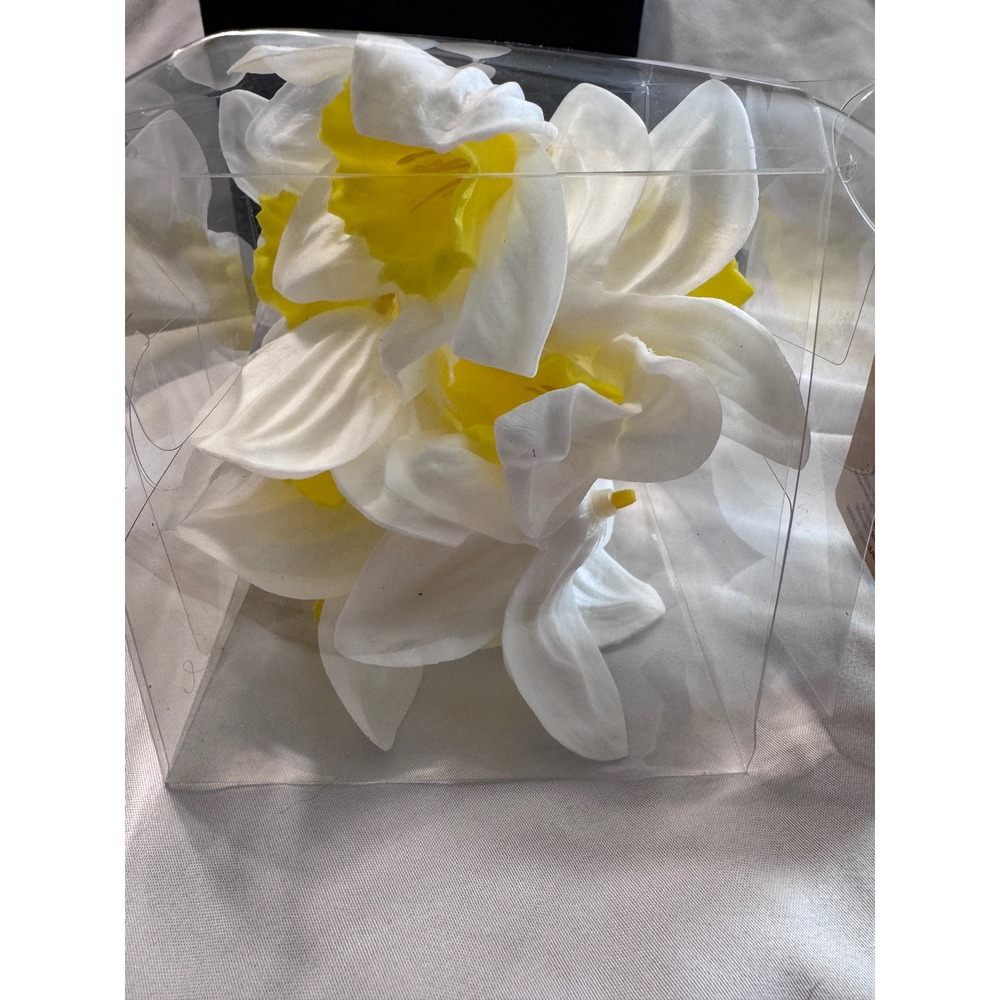 Way to Celebrate Easter Decor‎ Artificial Daffodils White Yellow 8 Pcs/set 6 NEW